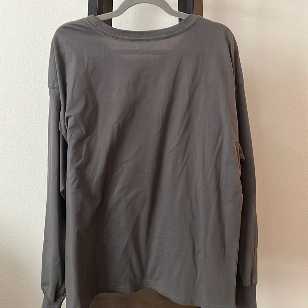 Adult XL Minnie Mouse Long Sleeve T-Shirt - Picture 2 of 4